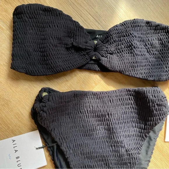 Free People x Aila Blue Daisy Smocked Bikini Black size small